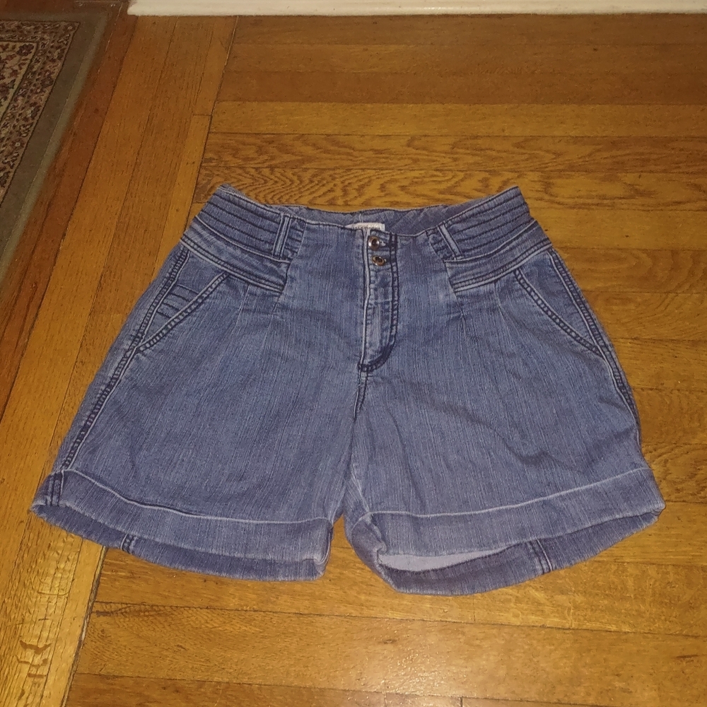 Z Cavaricci Light Wash High Waist Cuffed Denim Shorts Size 6 90s Y2K